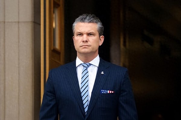 火牛配资 48小时内, 美防长、外长致电北京, 中方划两条“红线”, 不准逾越